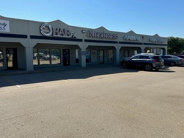 More Photos Of 11041-11051 S Memorial Dr, Tulsa Freestanding For Lease