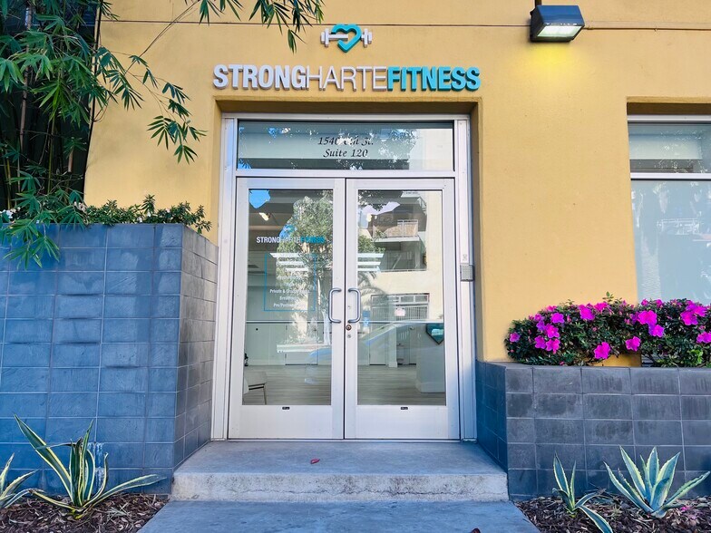 More Photos Of 1540 6th St, Santa Monica Apartments For Lease