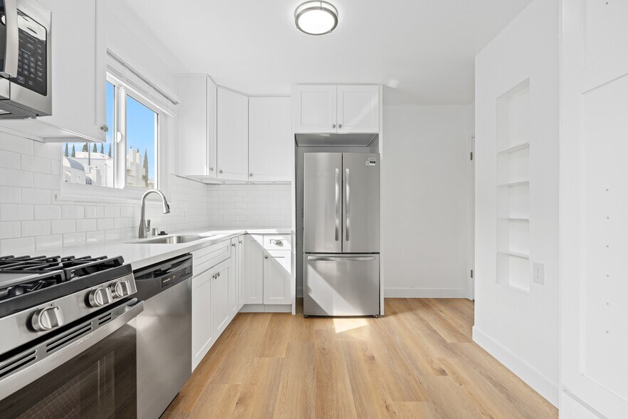 More Photos Of , Los Angeles Multifamily For Sale