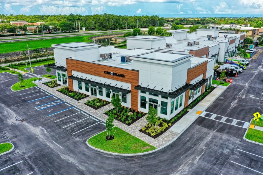 More Photos Of 8710 Addison Place Dr, Naples Storefront For Lease