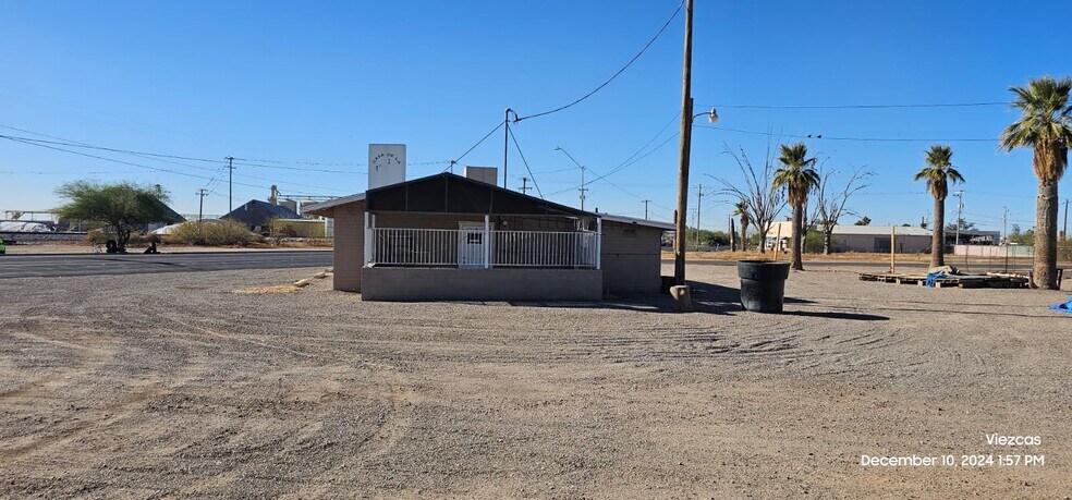 More Photos Of 864 E Jimmie Kerr Blvd, Casa Grande Bar For Sale