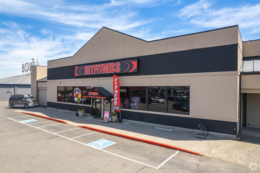 More Photos Of 1048-1052 State Ave, Marysville Storefront For Sale