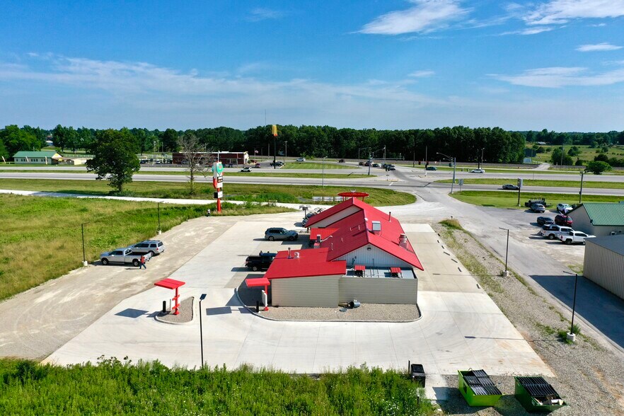 More Photos Of 37 Enterprise Dr, Seymour General Retail For Sale