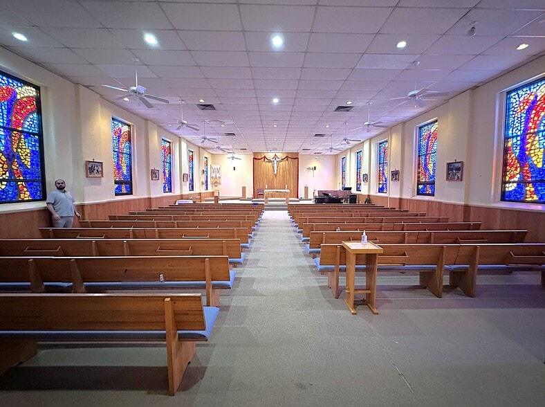 More Photos Of 1542 N Gilmor St, Baltimore Religious Facility For Sale