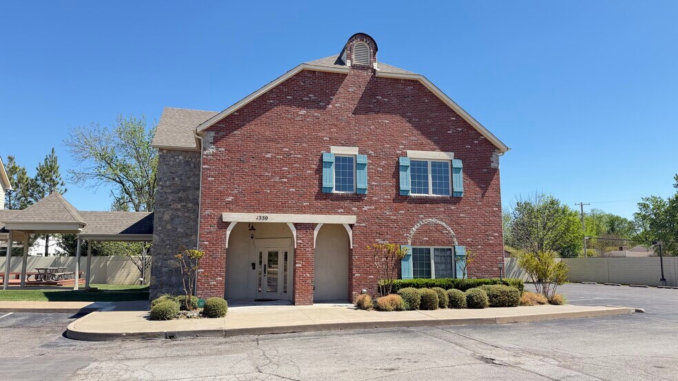 More Photos Of 1330 E 43rd Ct, Tulsa Medical For Lease