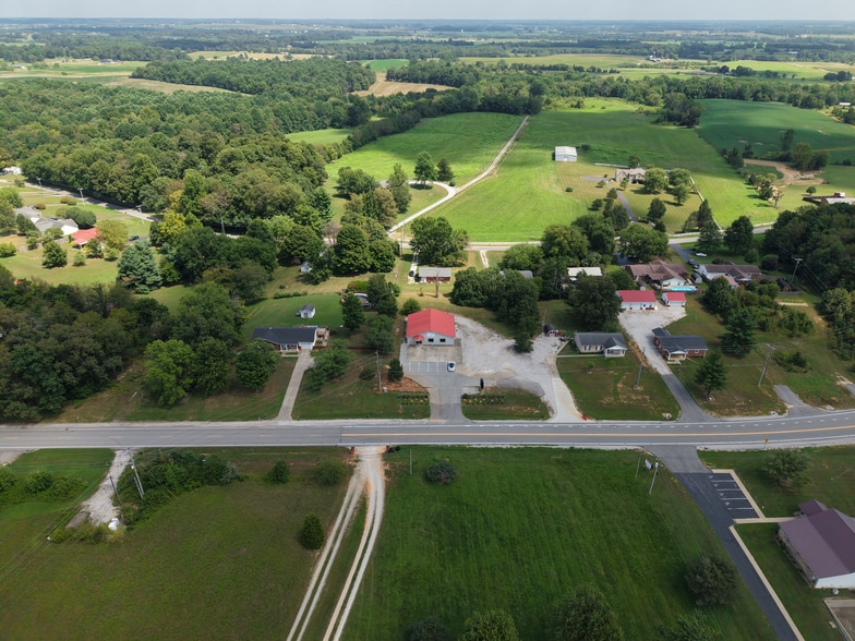 More Photos Of 6804 S Dixie Hwy, Glendale Freestanding For Lease