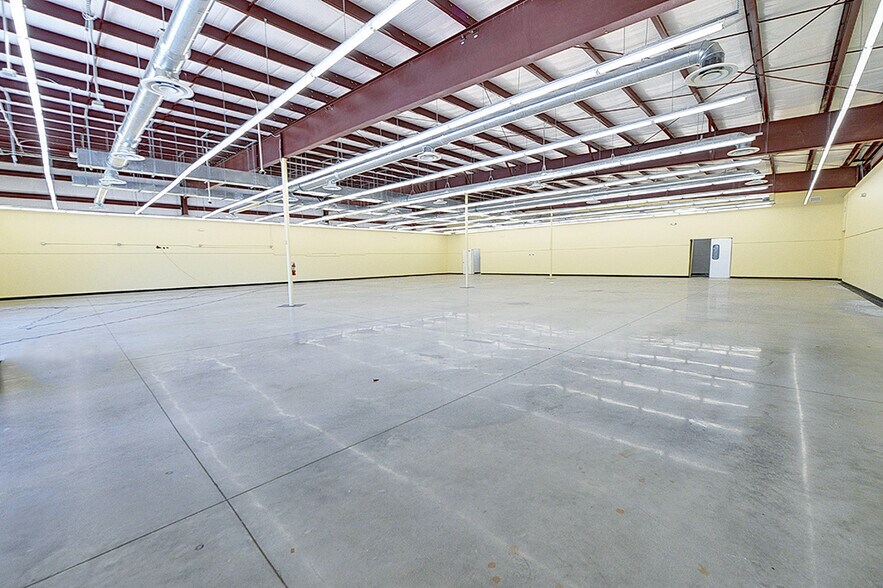 More Photos Of 3365 E Millwood Ln, Hernando Freestanding For Sale