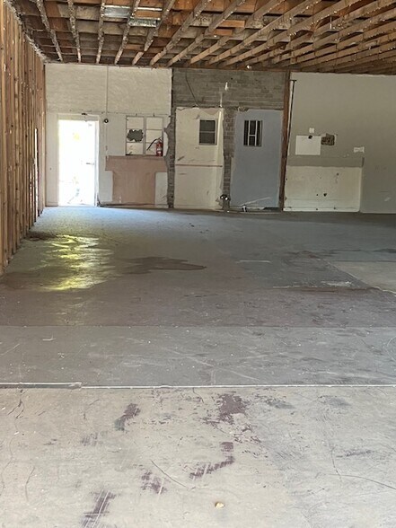 More Photos Of 2810 N 7th Ave, Phoenix Storefront For Lease