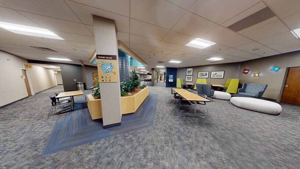 More Photos Of 1450 Energy Park Dr, Saint Paul Office For Lease