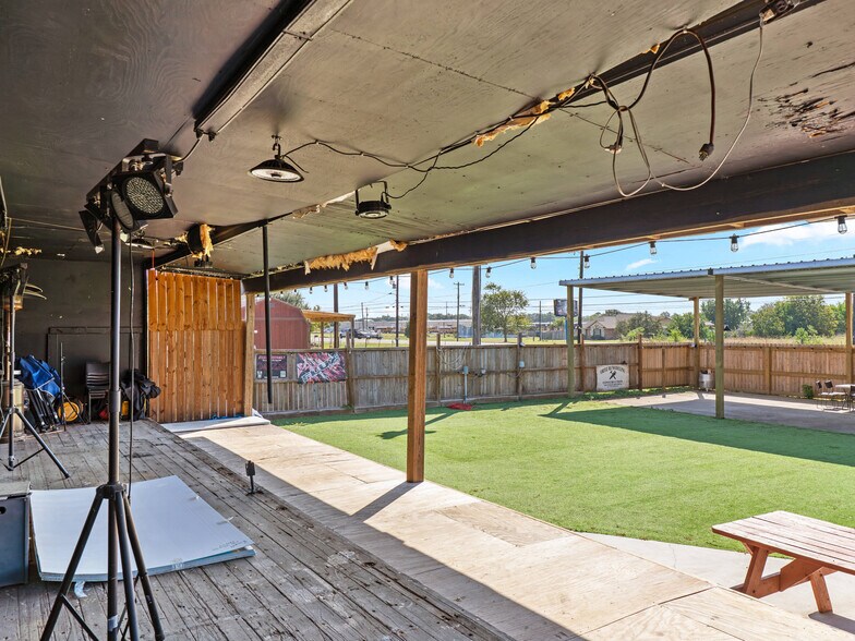 More Photos Of 1520 Henderson Avenue, Palacios Theater Concert Hall For Sale