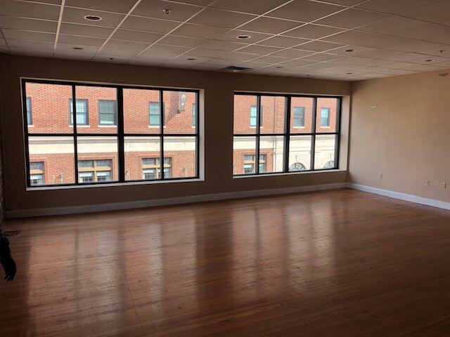 Primary Photo Of 9 Union St N, Concord Office For Lease