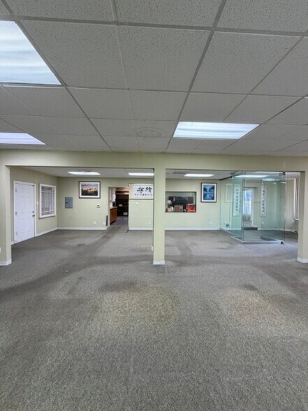 More Photos Of 3738 E Colorado Blvd, Pasadena Storefront Retail Office For Lease