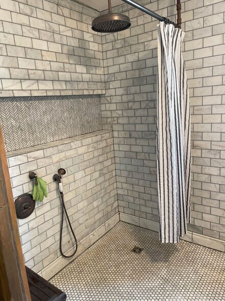 More Photos Of 6545 E 49th Ave, Commerce City Warehouse For Sale