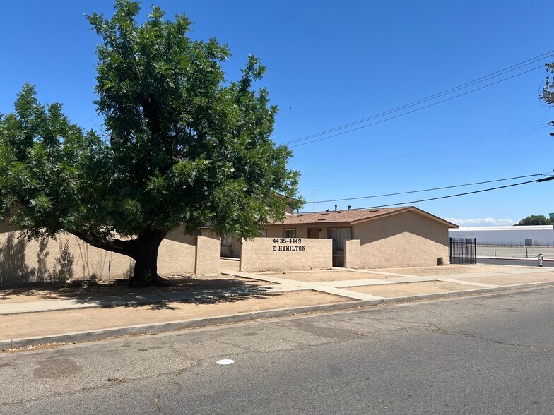 More Photos Of 4419 E Hamilton Ave, Fresno Apartments For Sale