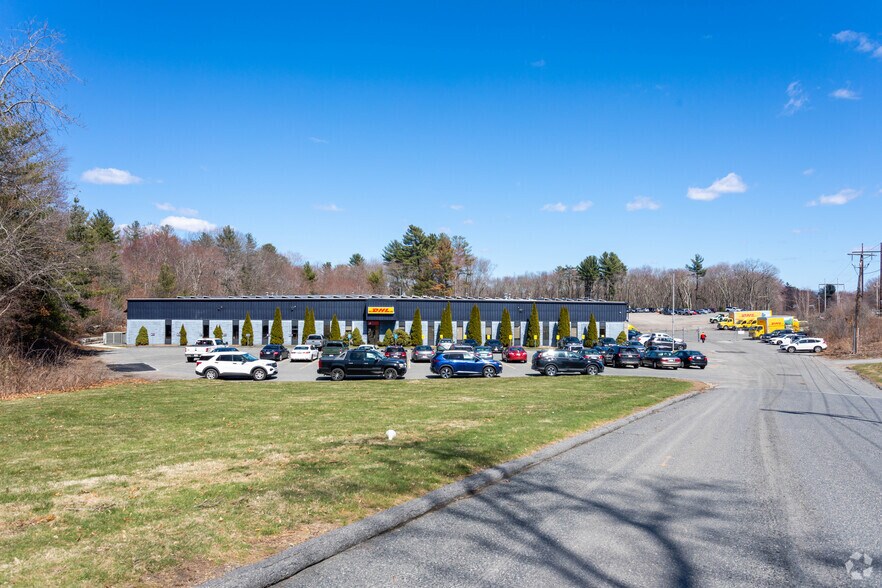 More Photos Of 9 Otis St, Westborough Light Manufacturing For Lease