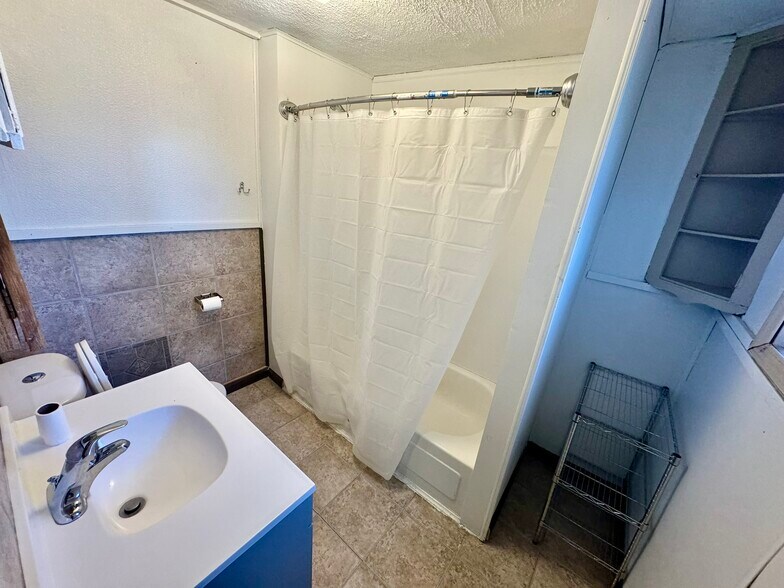 More Photos Of 115 E 9th, Concordia Multifamily For Sale