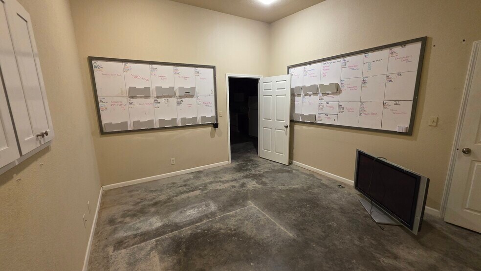 More Photos Of 5904 N County Road 1150, Midland Industrial For Sale