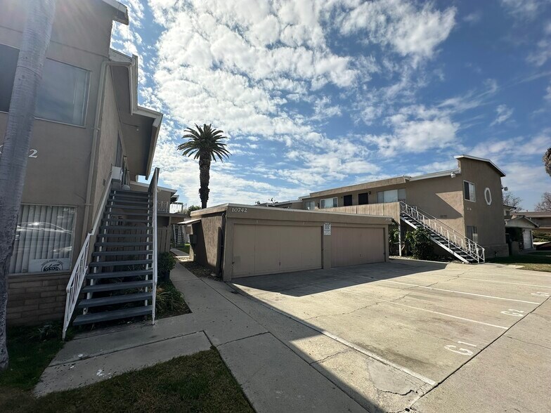 More Photos Of 10736-10742 Shire Pl, Whittier Apartments For Sale