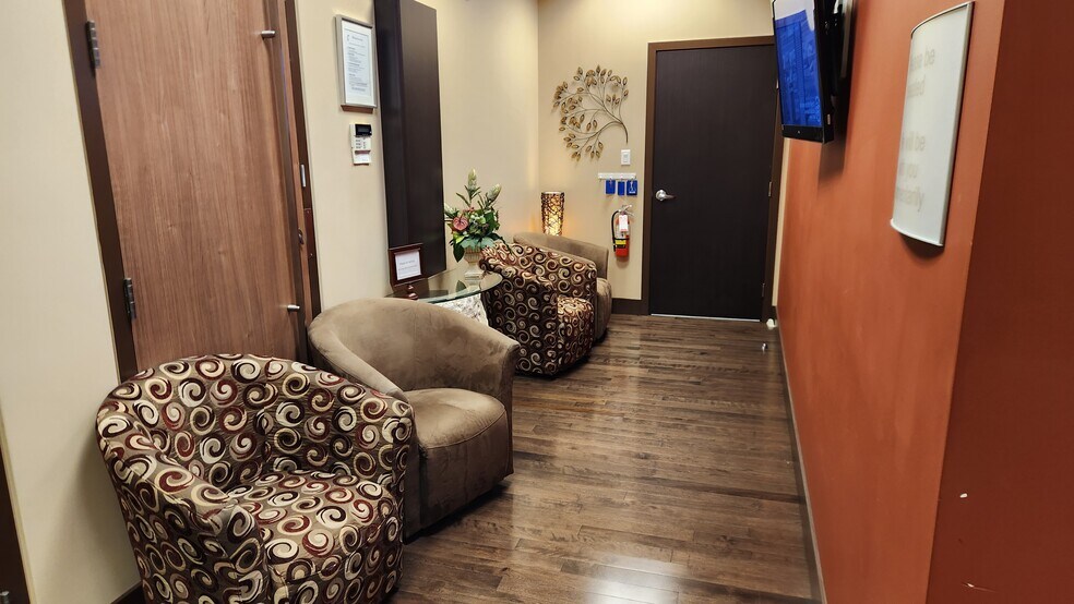 More Photos Of 19978 72nd Ave, Langley Office For Sale