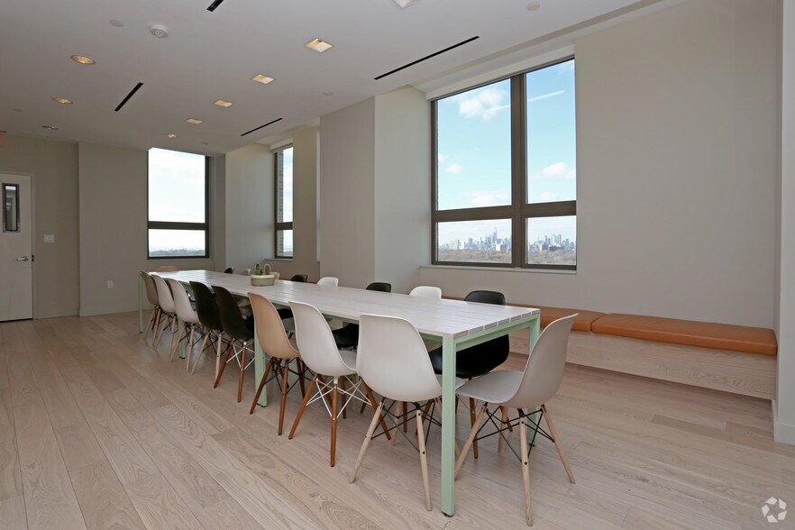 More Photos Of 626-632 Flatbush Ave, Brooklyn Apartments For Lease