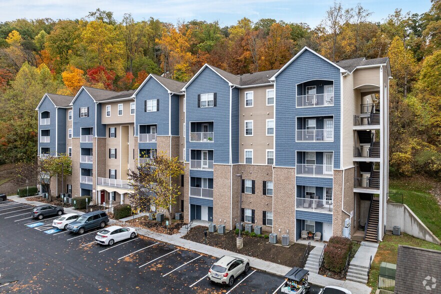Primary Photo Of 501 Tiger Way, Knoxville Apartments For Sale