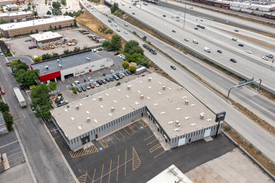 More Photos Of 7050 S 400 W, Midvale Showroom For Lease
