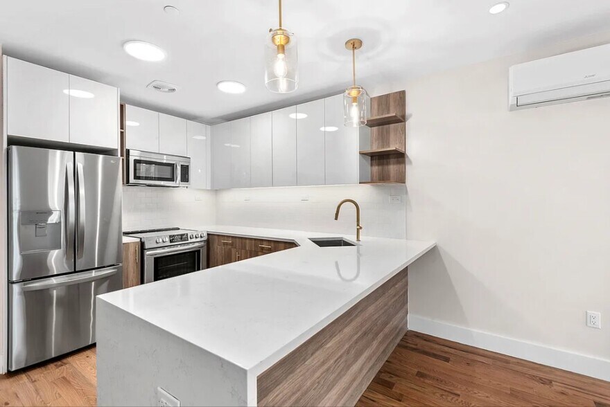 More Photos Of 15 Old Fulton St, Brooklyn Apartments For Sale