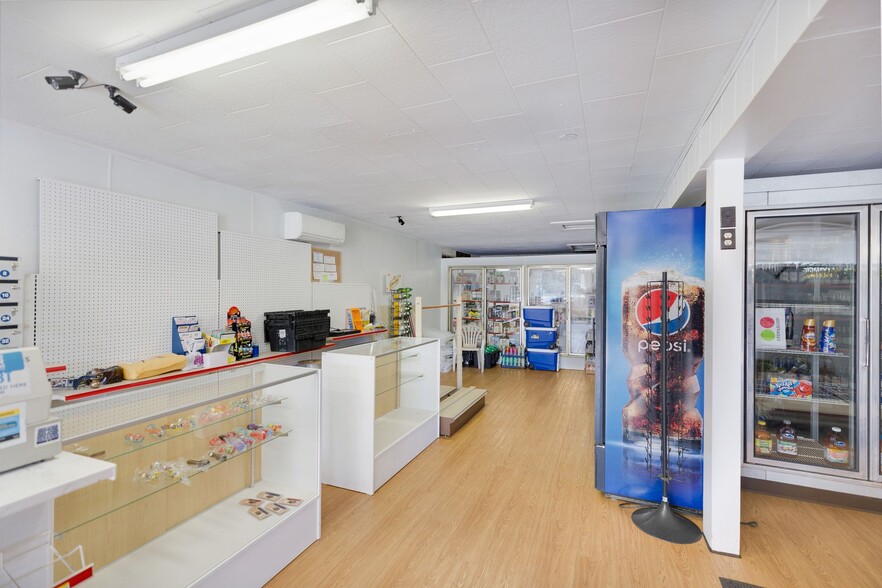 More Photos Of 460 Amherst Rd, South Hadley Service Station For Sale