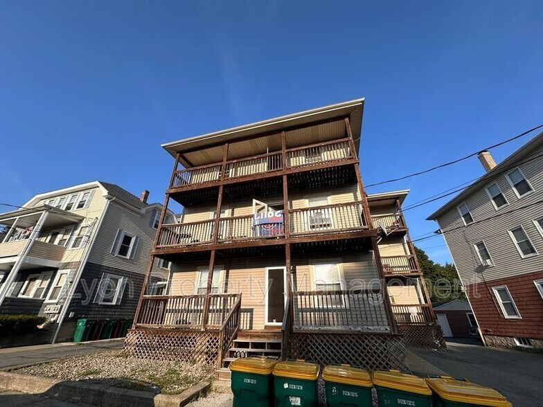 Primary Photo Of 103 Cote Ave, Woonsocket Multifamily For Sale