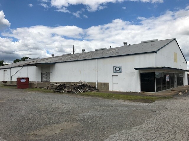 More Photos Of 1311 N Main St, Muskogee Warehouse For Sale