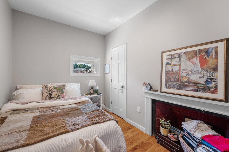 More Photos Of 401 Essex St, Salem Apartments For Sale