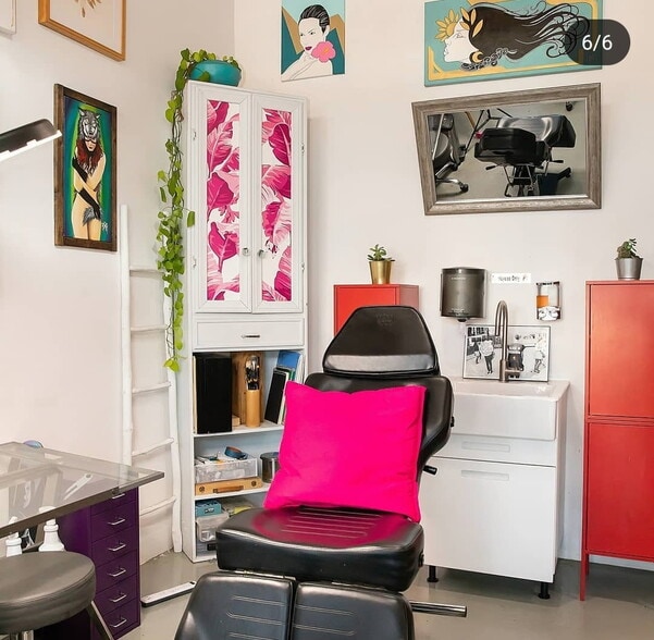 More Photos Of 4870-4872 W Adams Blvd, Los Angeles General Retail For Lease