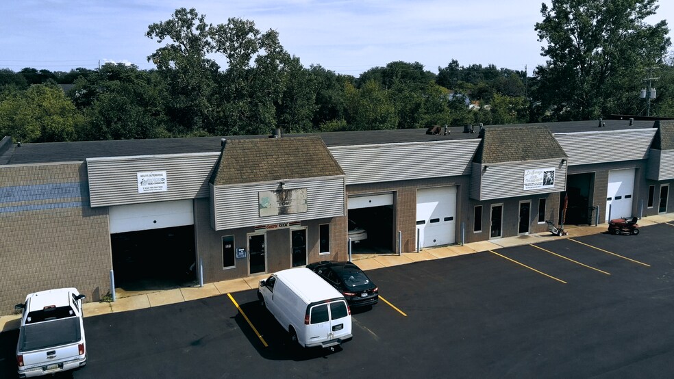 More Photos Of 521-545 Cooper St, Monroe Service For Sale