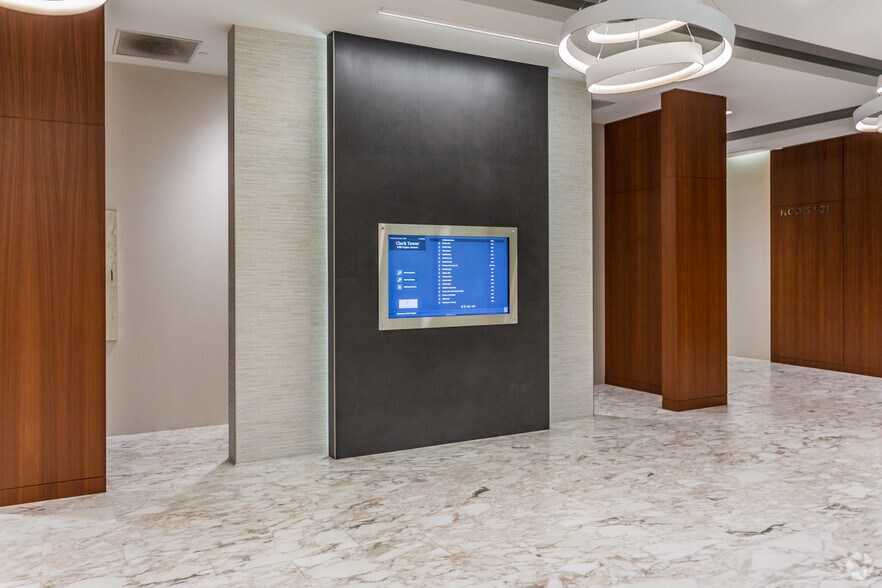 More Photos Of 5100 Poplar Ave, Memphis Office For Lease