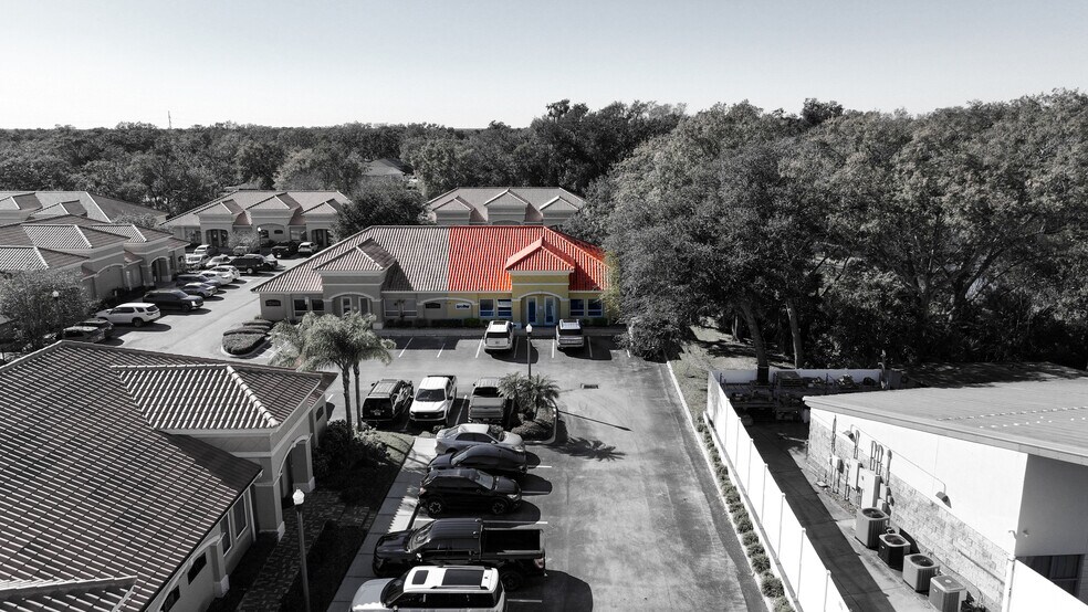 More Photos Of 5115 S Lakeland Dr, Lakeland Office For Sale