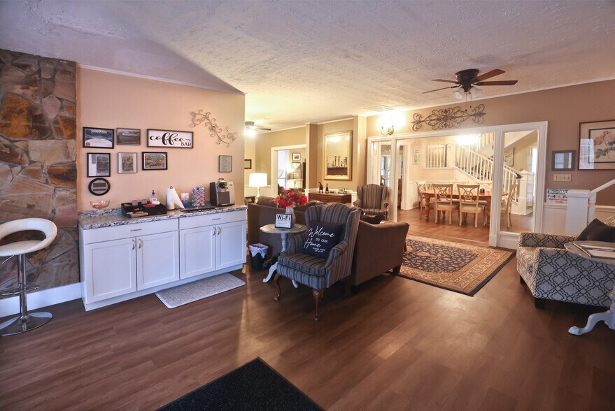 More Photos Of 43 Europe Ln, Clayton Apartments For Sale