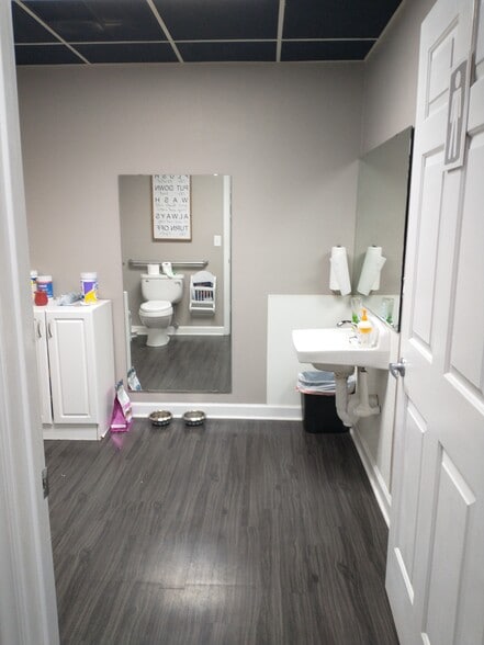 More Photos Of 303 Highway 740, Albemarle Office For Sale