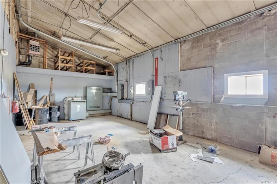 More Photos Of 5880 Collins Spgs, Springville Industrial For Sale