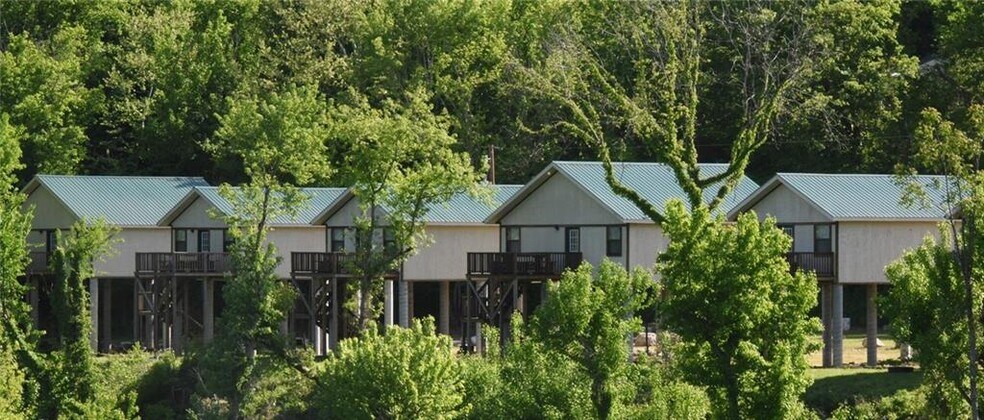 More Photos Of 23080 AR-5, Mountain View Specialty For Sale