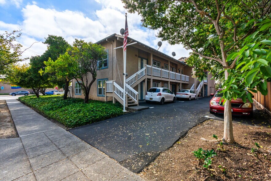 More Photos Of 1415 4th St, Napa Apartments For Sale