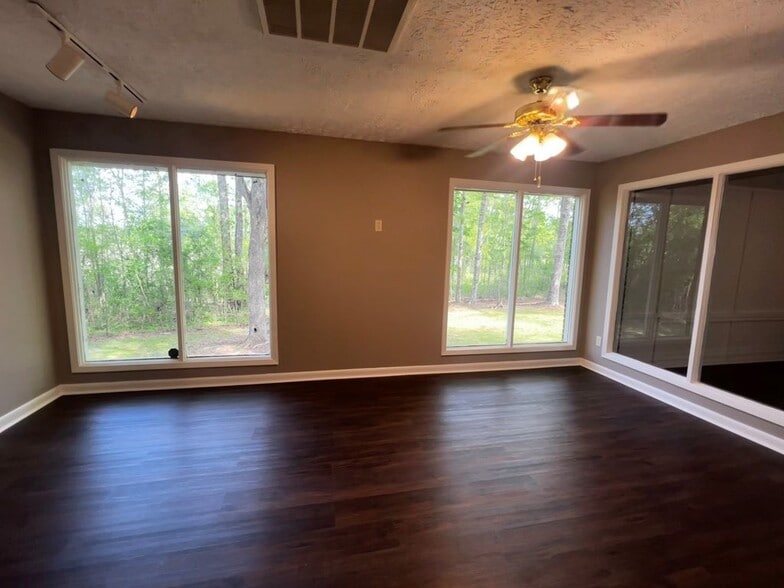More Photos Of 4043 County Road 110, Shubuta Assisted Living For Sale