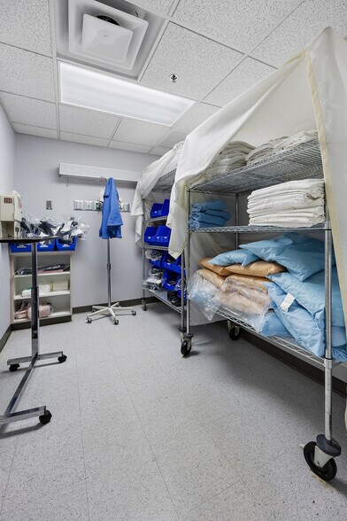 More Photos Of 3610 N University Dr, Nacogdoches Healthcare For Sale