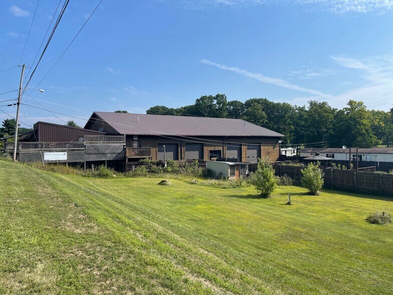 More Photos Of 7094 Eastlake Rd, Lisbon Restaurant For Sale