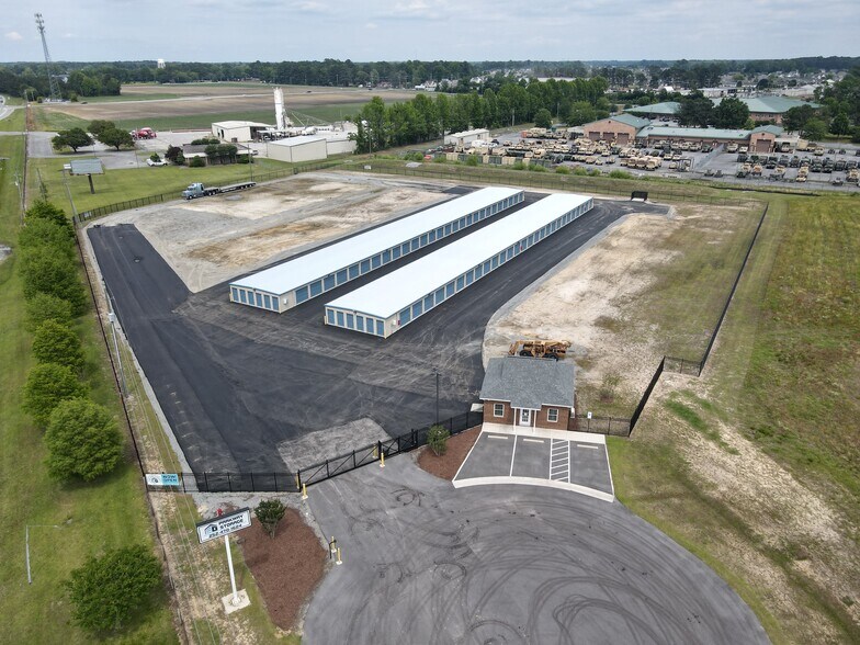 More Photos Of 2903 Storage Ln, Winterville Industrial For Sale