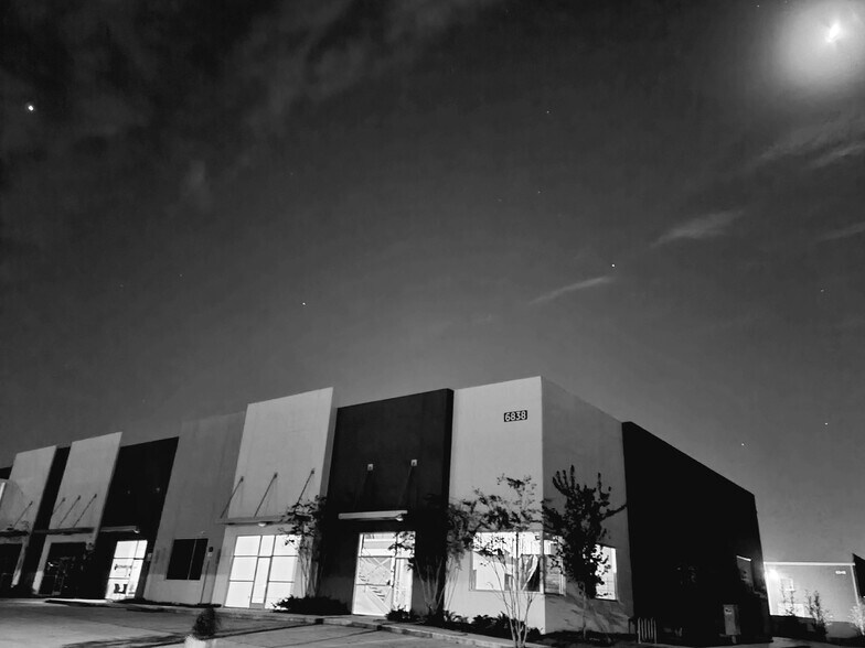 More Photos Of 6838 Hoffner Ave, Orlando Warehouse For Sale