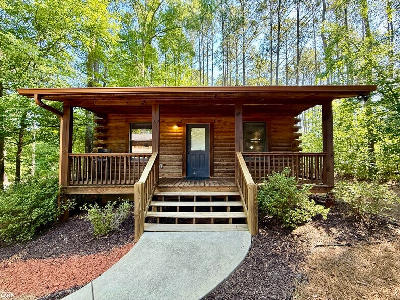 More Photos Of 701 Wingert Road rd, Greenwood Specialty For Sale
