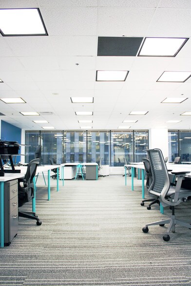 More Photos Of 145 King St W, Toronto Office For Lease