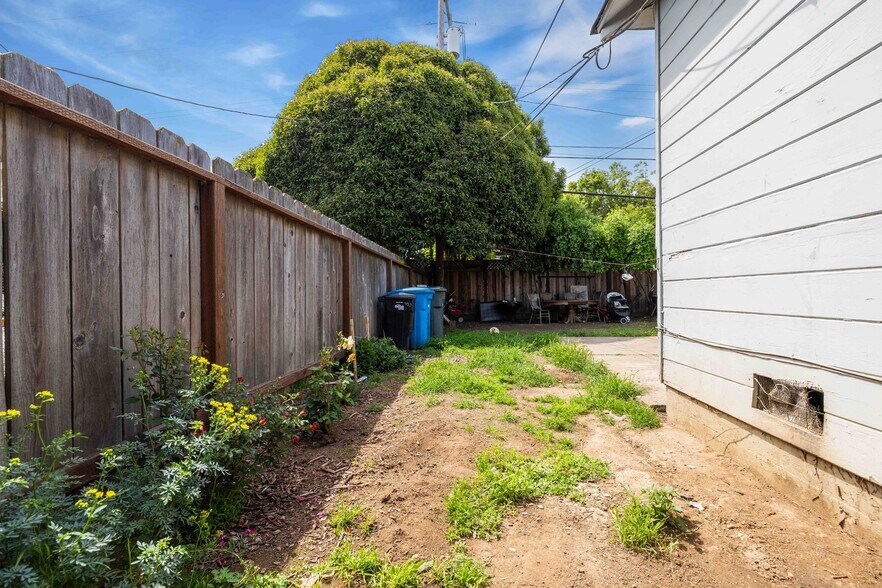 More Photos Of 451 Rollins Rd, Burlingame Multifamily For Sale