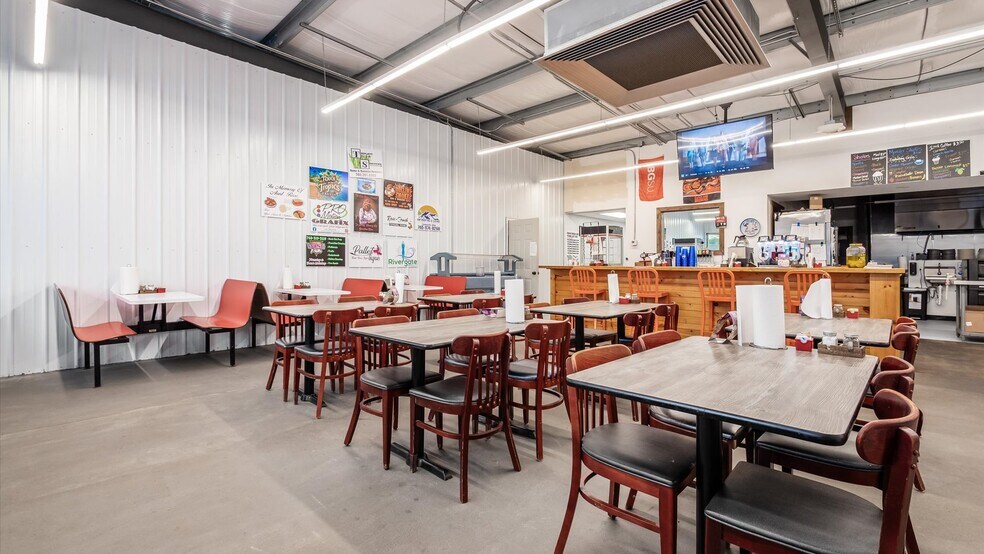 More Photos Of 34 Potters Ln, Roseville Restaurant For Sale