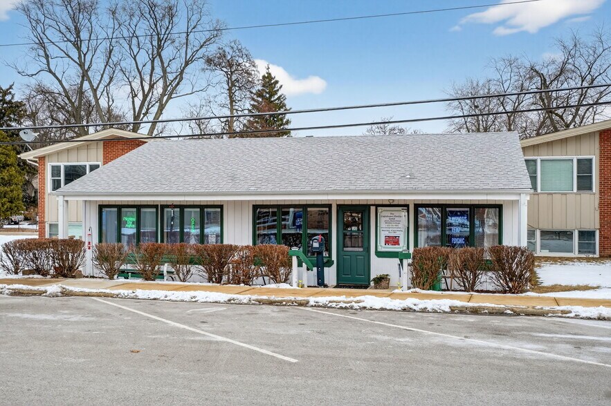 More Photos Of Church St, Winfield General Retail For Sale